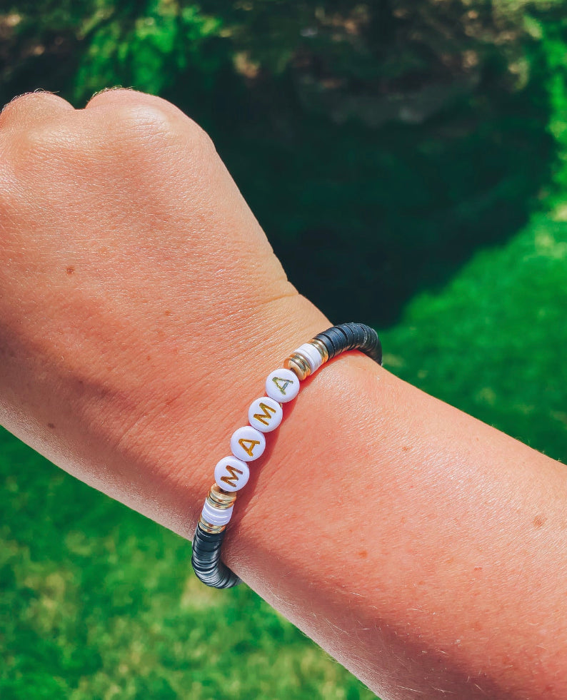 Mama, clay beaded bracelet
