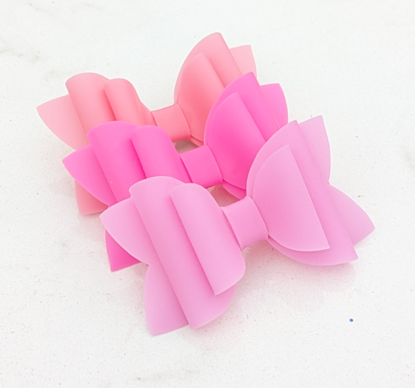 Pink summer, pool bow