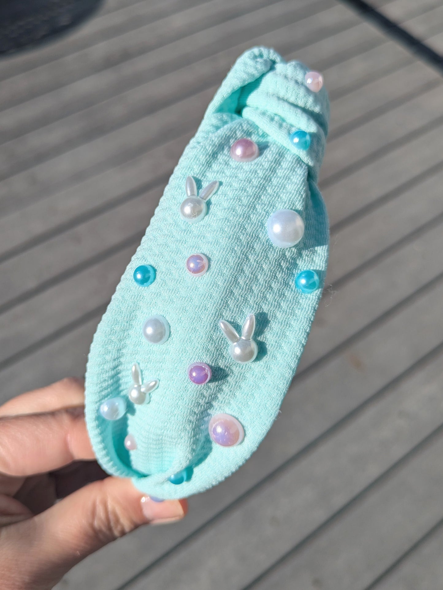 Spring bunny blue, knotted headband