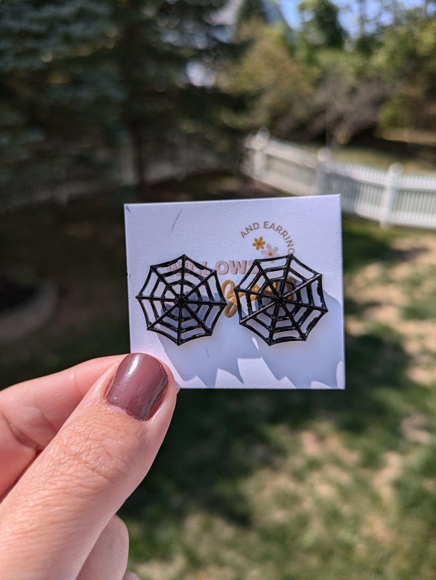 Spiderweb studs