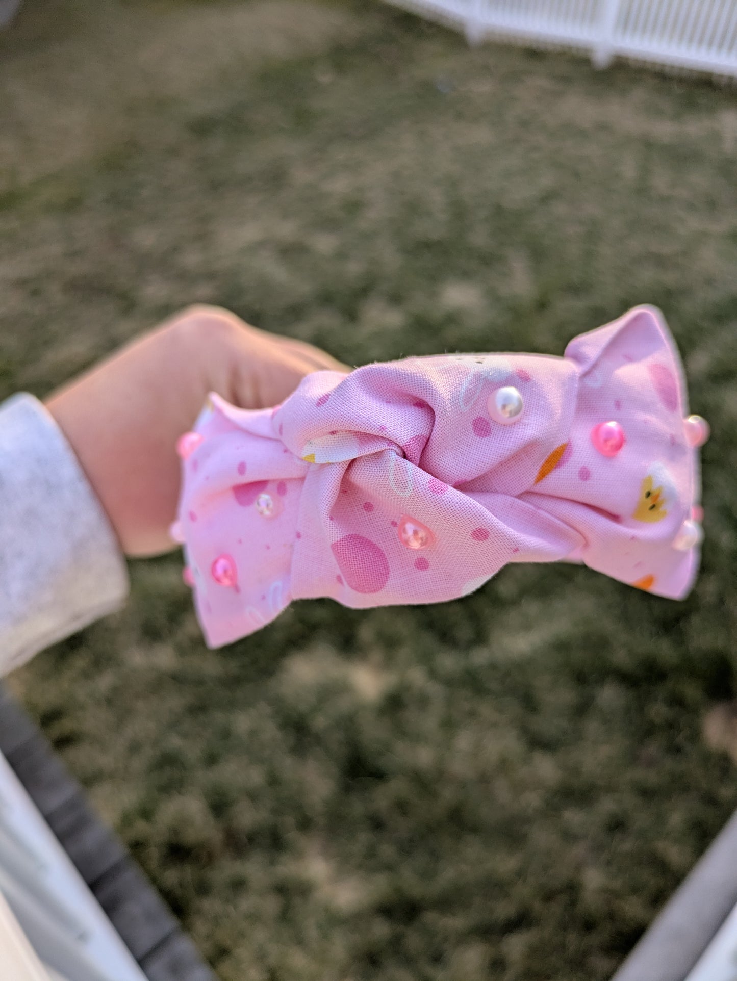 Easter Bunny, knotted headband
