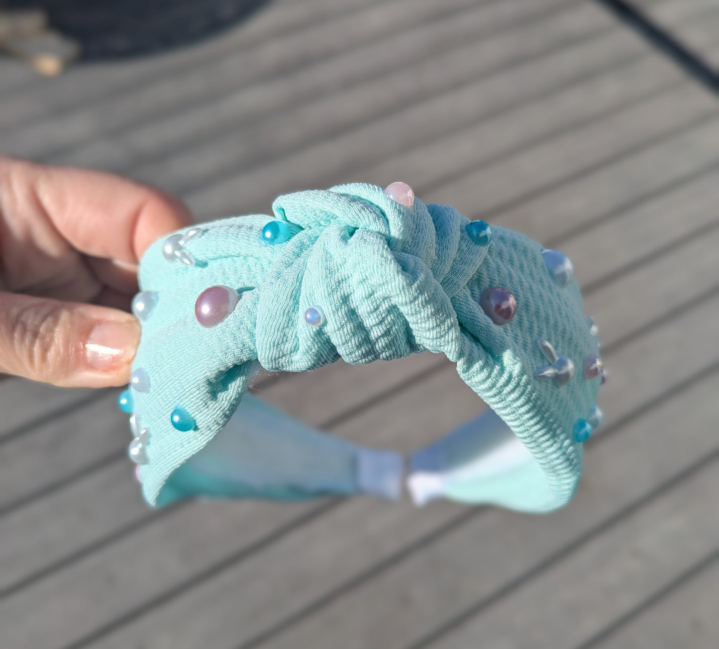Spring bunny blue, knotted headband