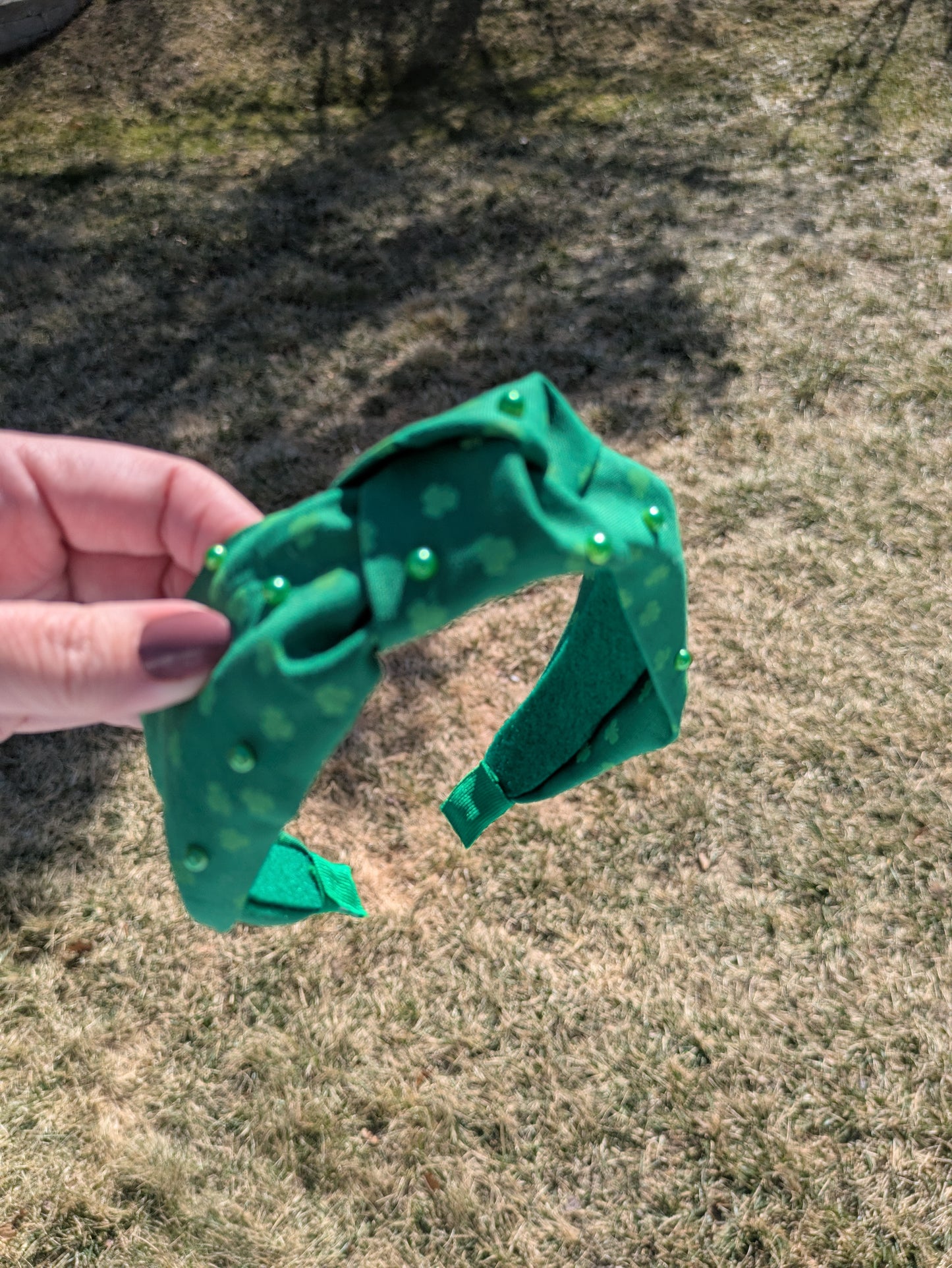 Pearl shamrocks