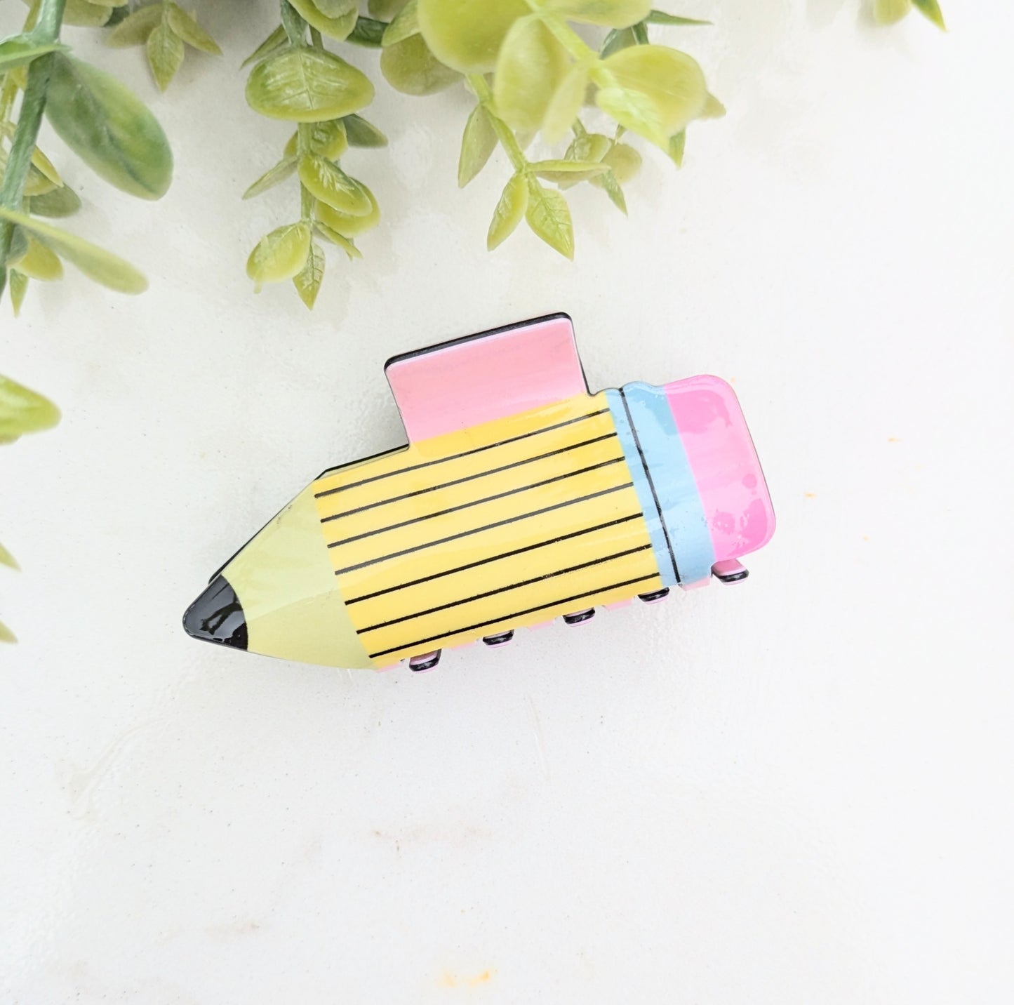 Pencil claw clip