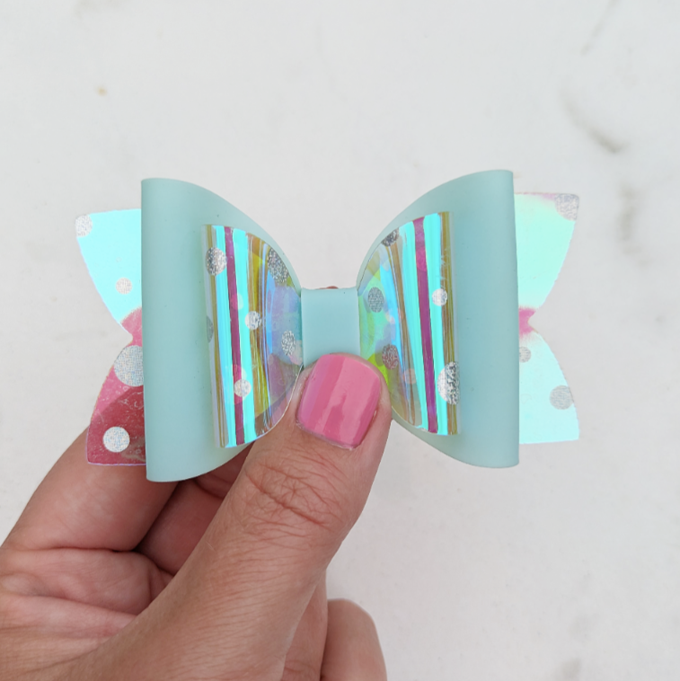 Holographic mint, pool bow