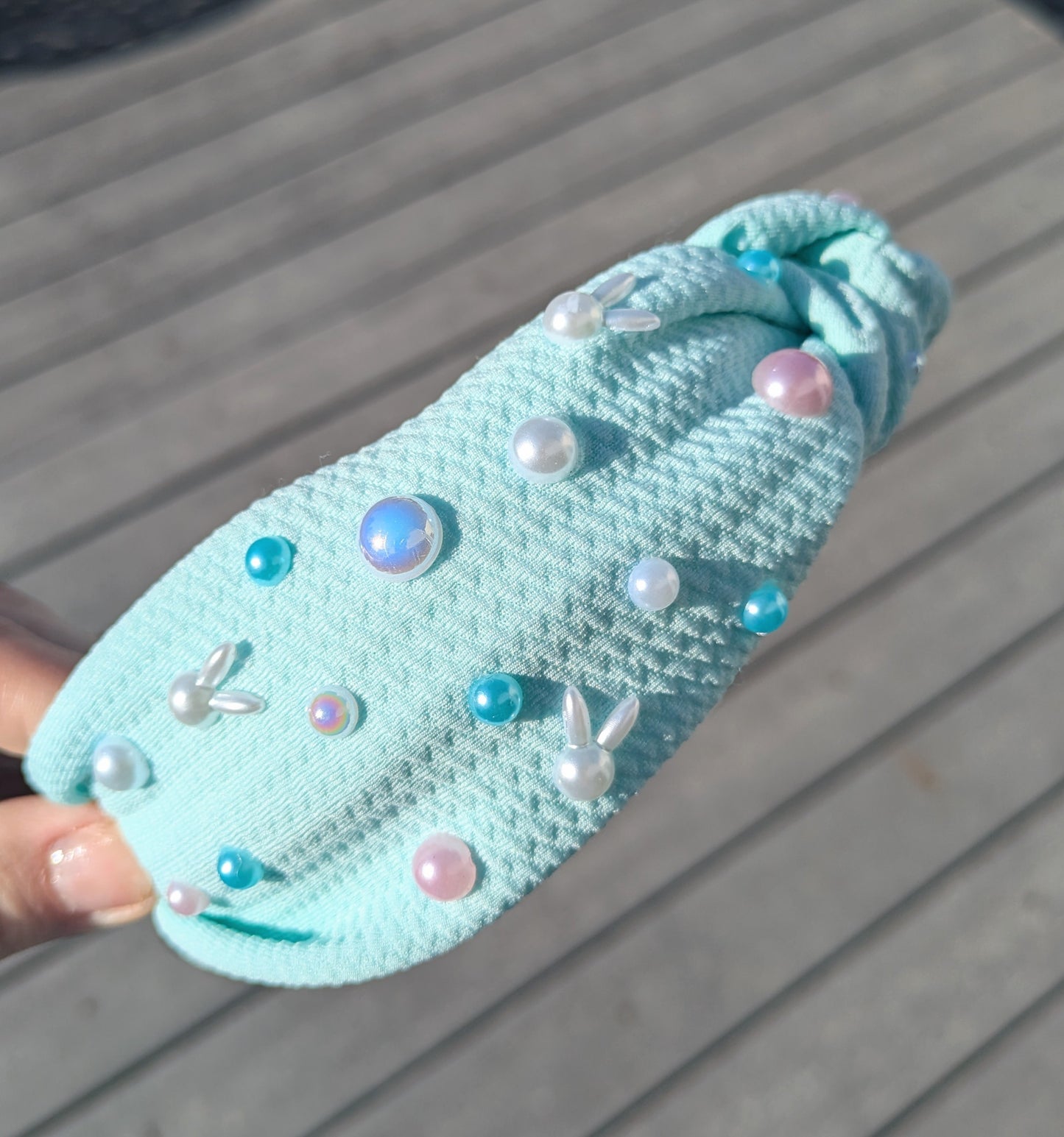 Spring bunny blue, knotted headband