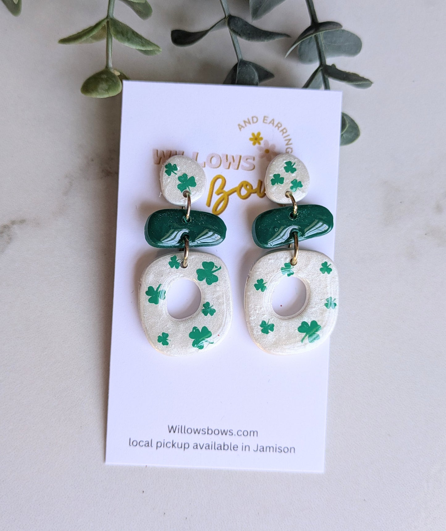 Shamrock trio