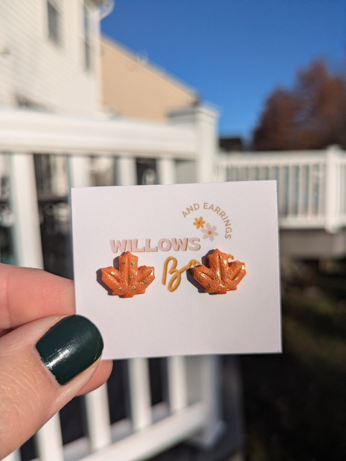 Pumpkin leaf studs