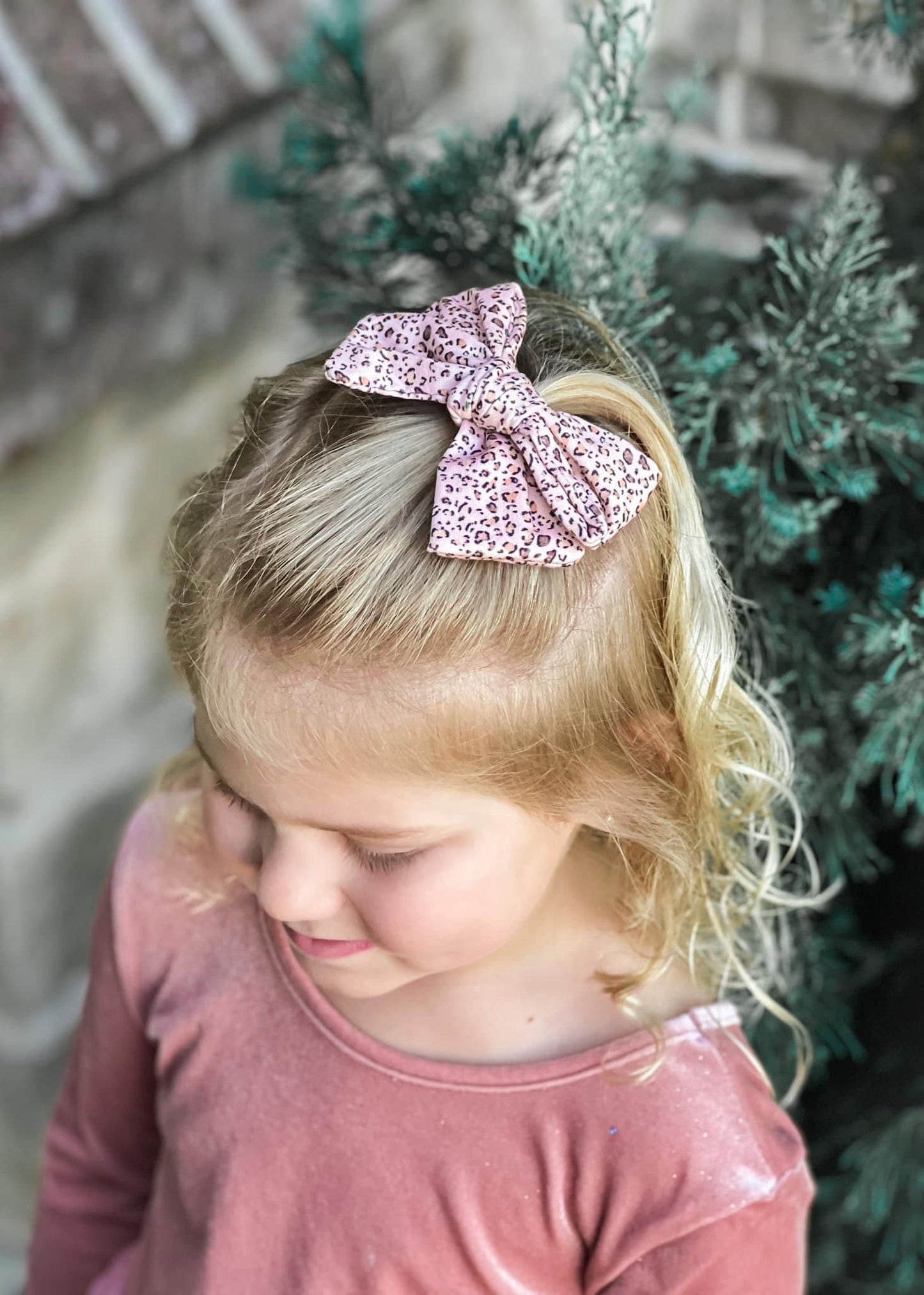 Blush Leopard, Lola style