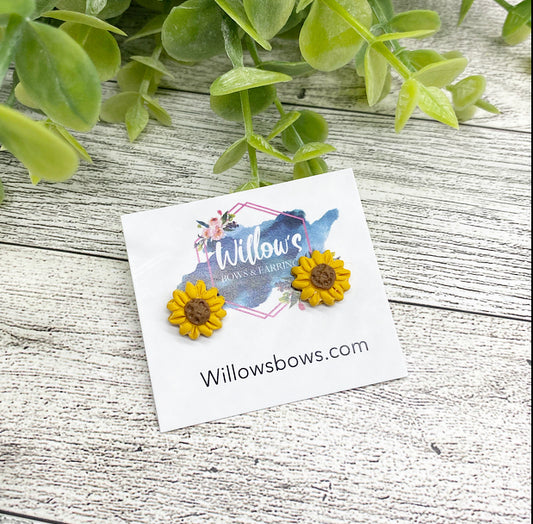 Sunflower studs