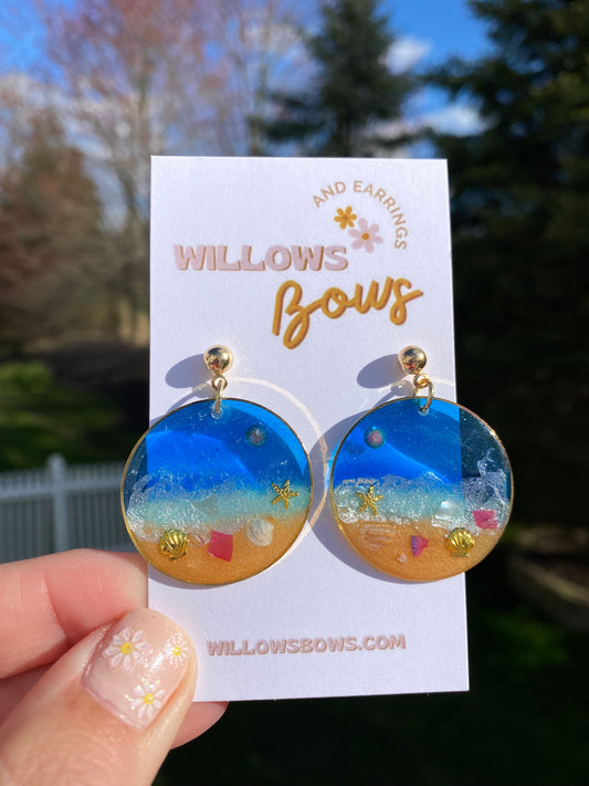 Oval beach resin earrings