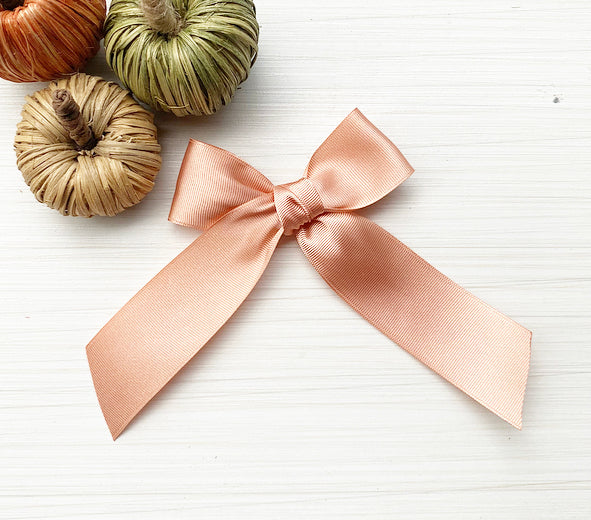 Champagne ribbon