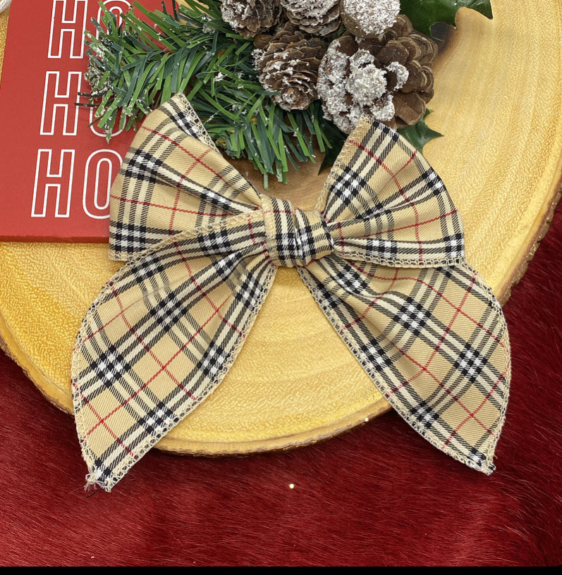 Holiday plaid ribbon