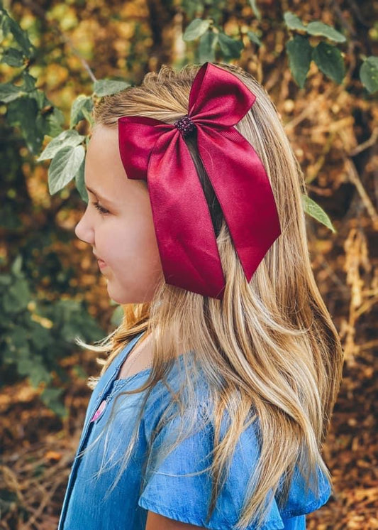 Maroon oversized ribbon