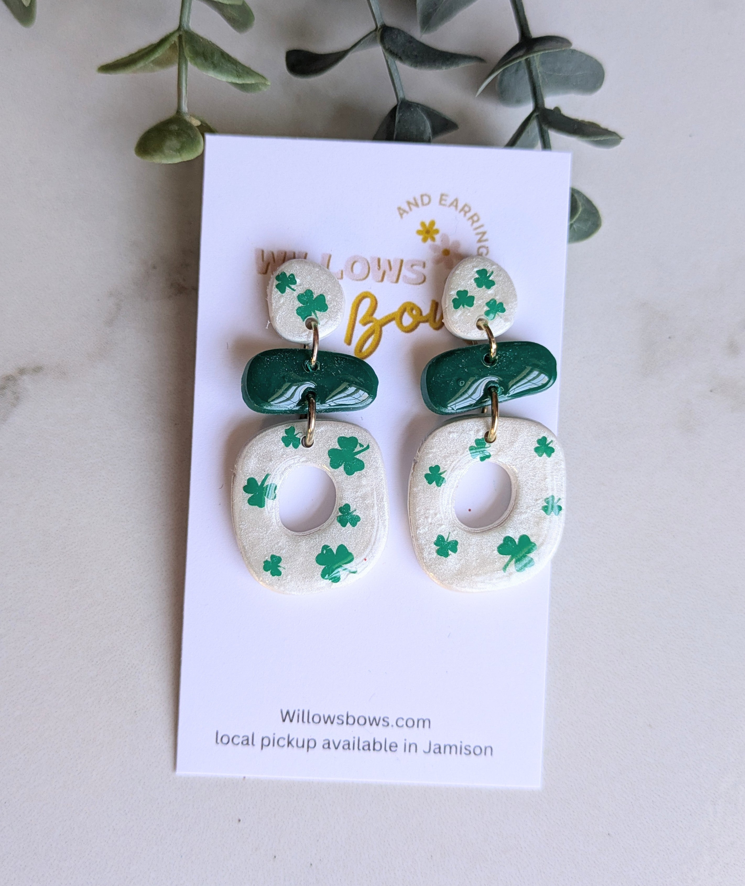 Shamrock trio