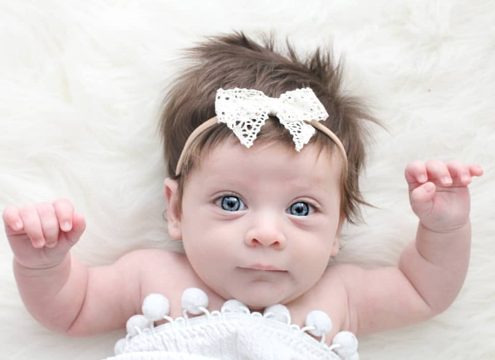 Itty bitty lace bow