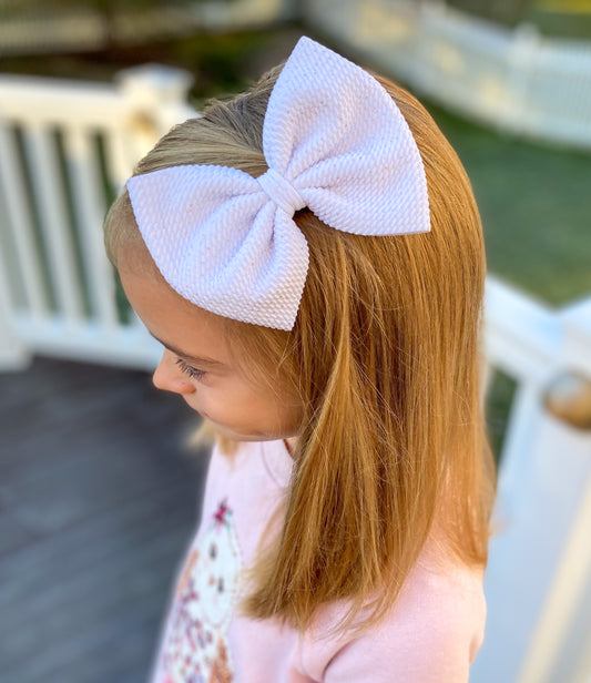 White gold dust, oversized bows